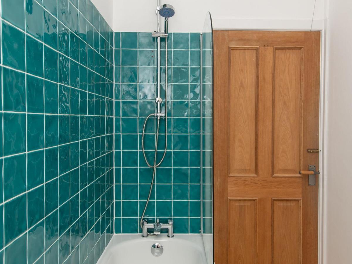Pass The Keys Stylish 2 Bed Central Bath Apartment With Parking Εξωτερικό φωτογραφία