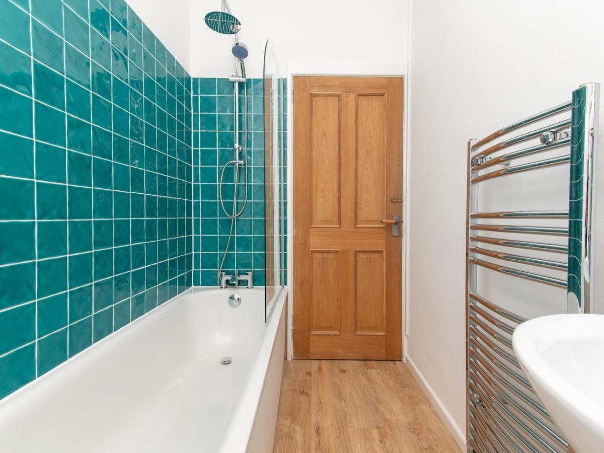 Pass The Keys Stylish 2 Bed Central Bath Apartment With Parking Εξωτερικό φωτογραφία